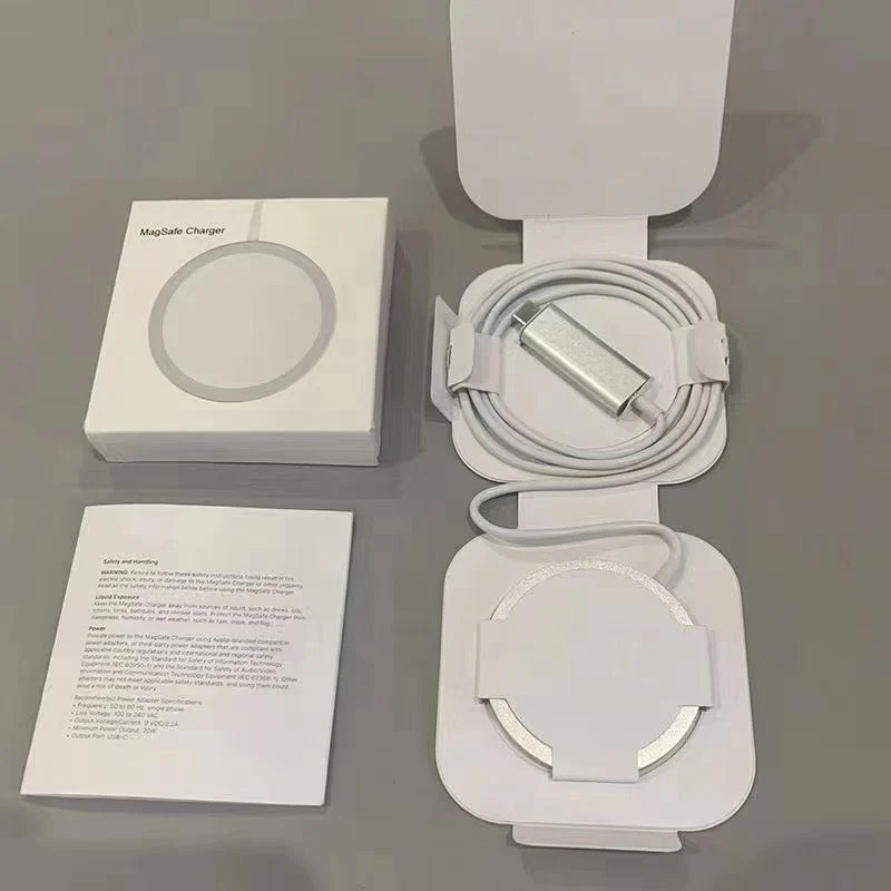 New Arrival Pd QC Qi Magnetic Wireless Charger Stand 5W 7.5W 10W 15W Fast Wireless Magsafe Charger for iPhone 12