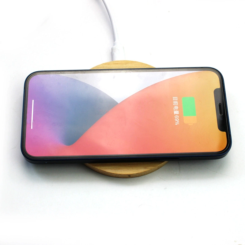 Wholesale Round Bamboo Wood 5W 10W Fast Charging Mobile Phone Wireless Charger